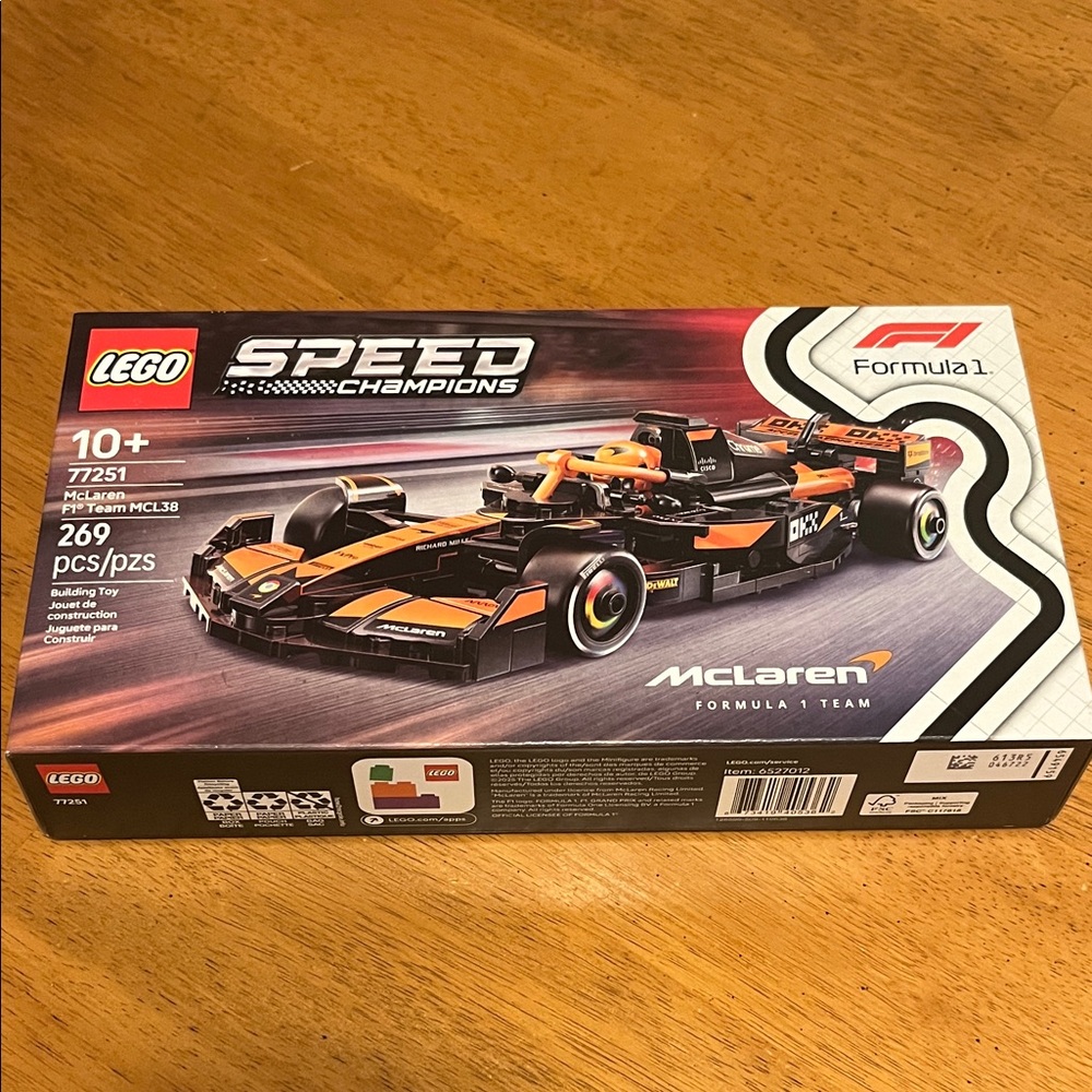LEGO Speed Champions Formula 1 Racing Car Building Set McLaren F1 Team MCL38